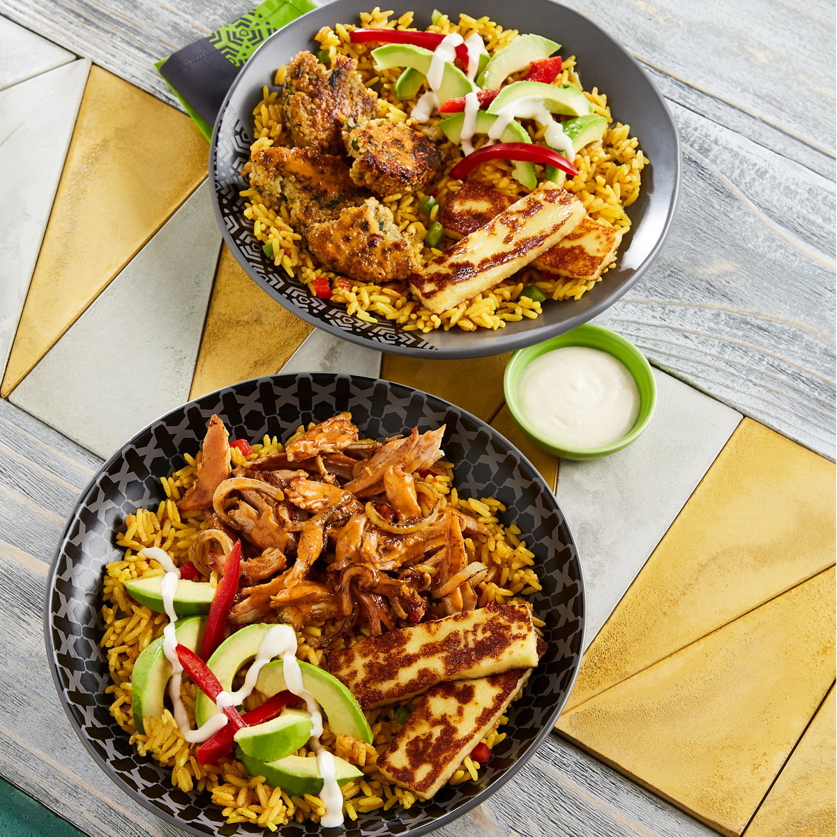 Pulled Chicken Avo & Halloumi Boujee Bowl